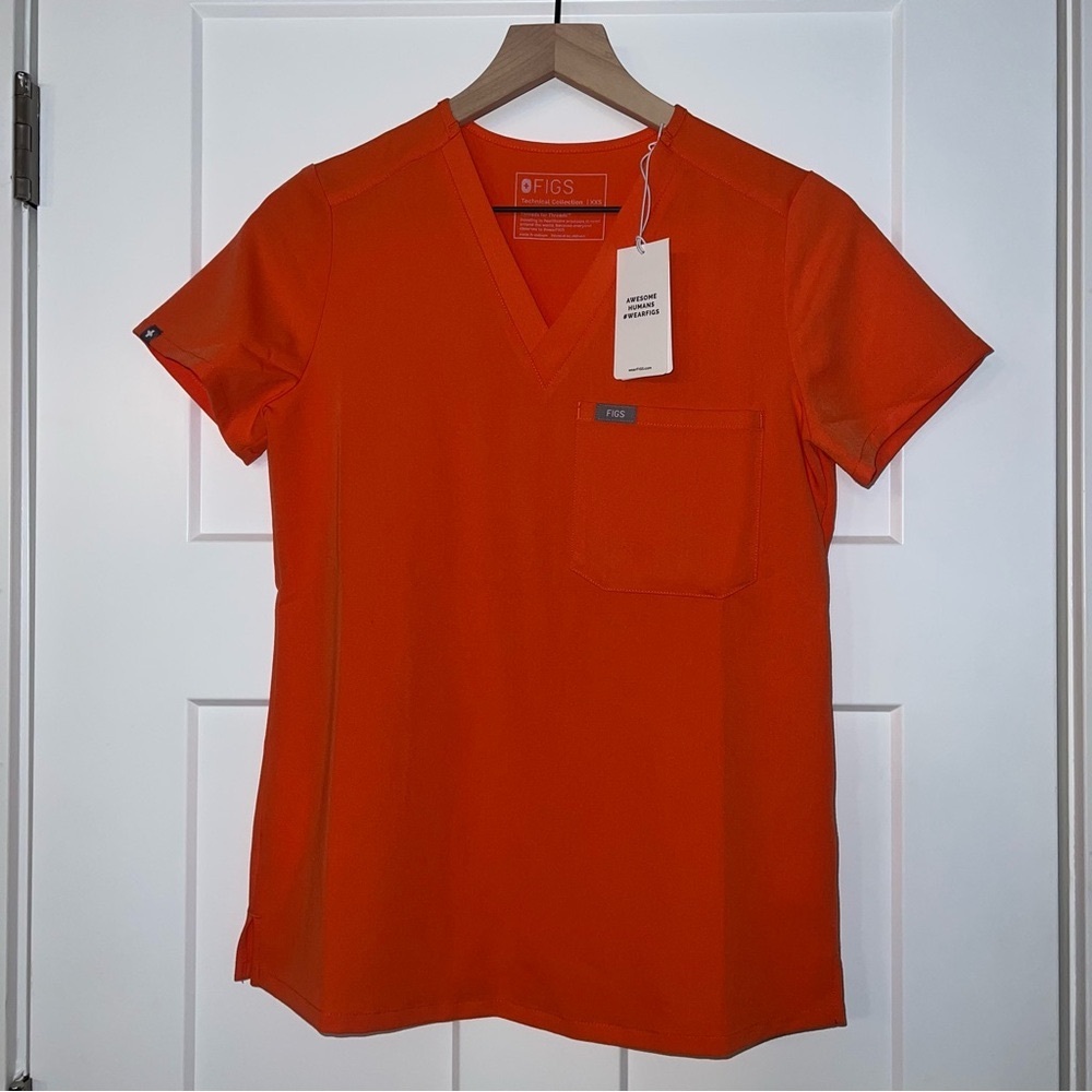 NWT FIGS Catarina Sunset Orange Scrub Top XXS